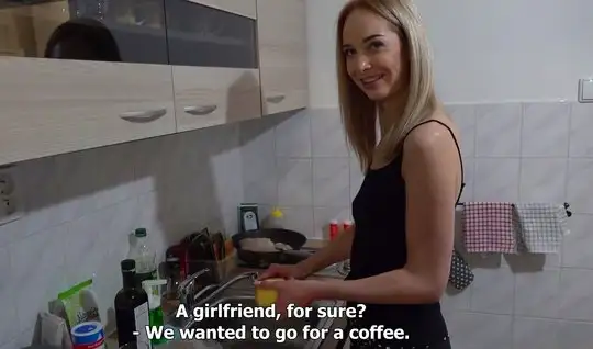 The blonde during breakfast substitutes her pussy for homemade porn in...