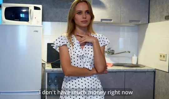 Russian chick fucks to avoid paying rent...