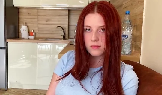 Homemade redhead girlfriend sucks guys cock dutifully...