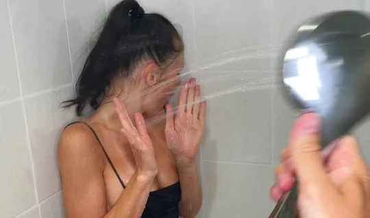 Drunk Russian chick is ready to give a blowjob to her neighbor...