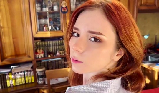 The red-haired girl lowered her jeans and for the sake of home anal jerking off her ass with a toy