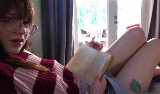Girl with glasses read a book and spread her legs for homemade porn close-up