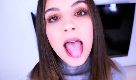 Brunette with big throat sucks penis in close-up before anal